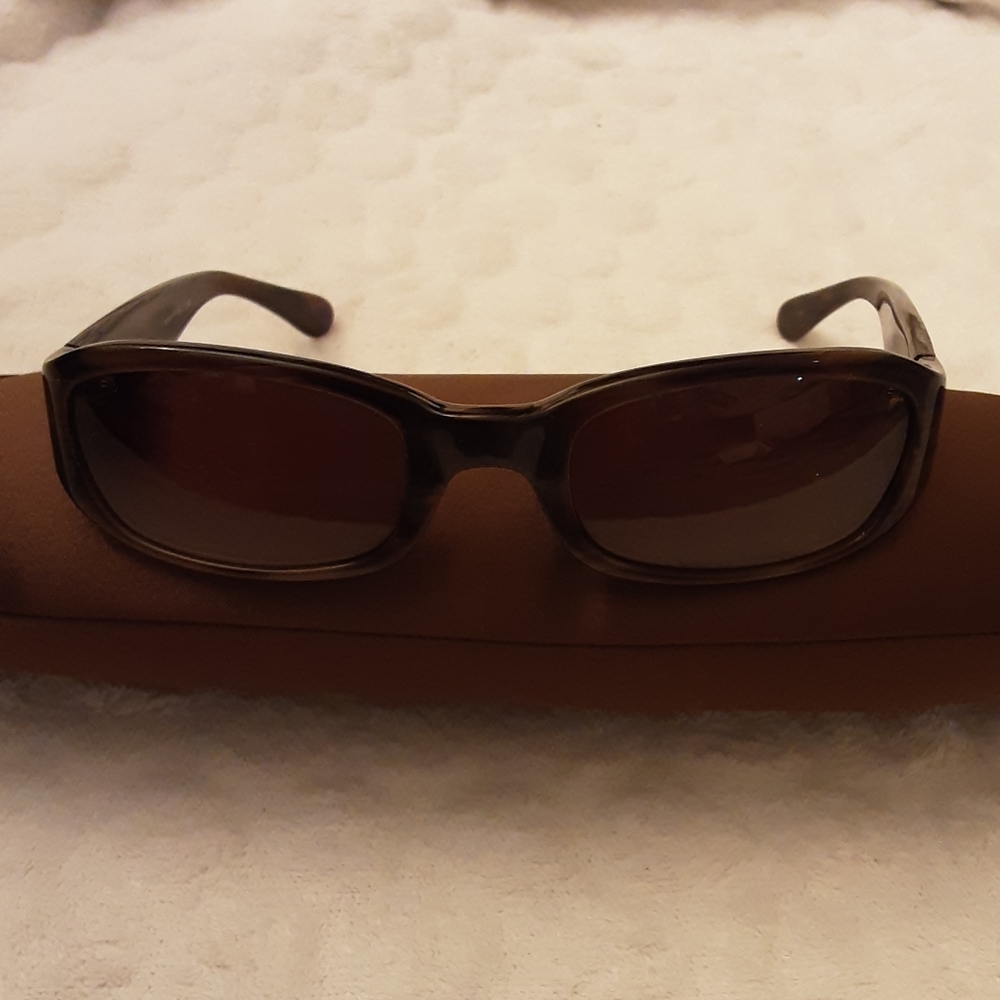 Kate Spade sunglass